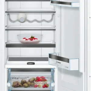 Bosch Series 8 built-in fridge 177.2 x 55.8 cm soft close flat hinge