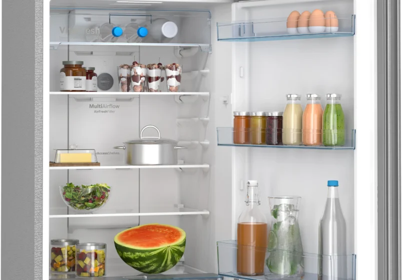 Bosch CTC35S22VI Series 4 free-standing fridge-freezer with freezer at top 175 x 67 cm Silver, Total No Frost - Image 3