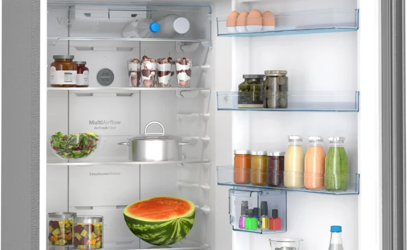 Bosch CTC39S22VI Series 4 free-standing fridge-freezer with freezer at top 187 x 67 cm Silver, Total No Frost - Image 3