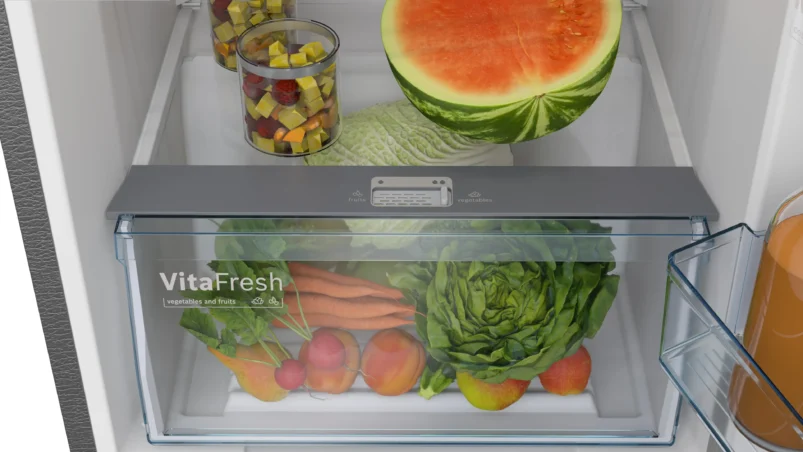 Bosch CTC35S22VI Series 4 free-standing fridge-freezer with freezer at top 175 x 67 cm Silver, Total No Frost - Image 4