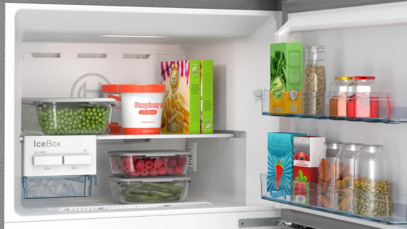 Bosch CTC39S22VI Series 4 free-standing fridge-freezer with freezer at top 187 x 67 cm Silver, Total No Frost - Image 5